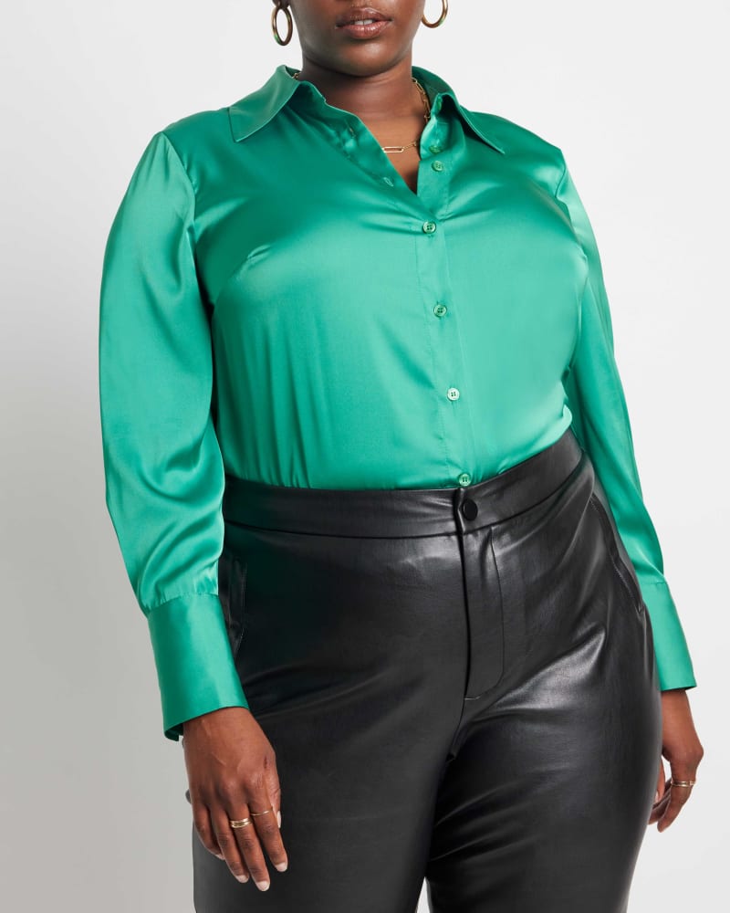 Front of a model wearing a size 14 Priscilla Satin Button Down in Jolly Green by ELOQUII. | dia_product_style_image_id:236384